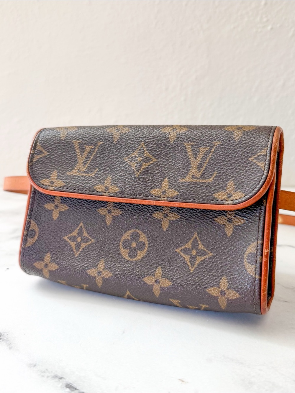Louis Vuitton Monogram Pochette Florentine Belt Bag - Picture 4 of 13